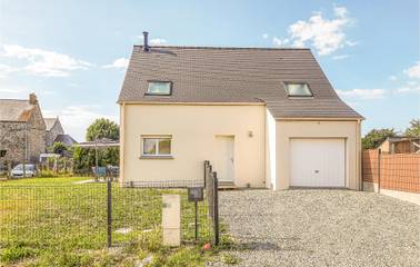 Gîte pour 9 personnes, avec jardin et terrasse à Hirel