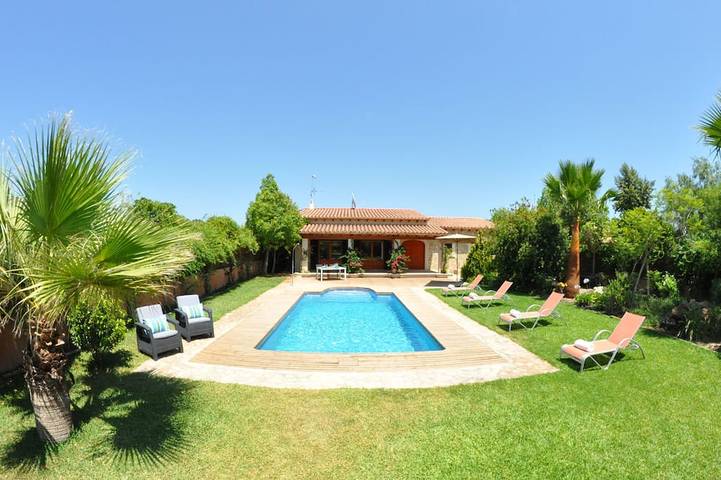 Villa for 6 people, with garden - 1