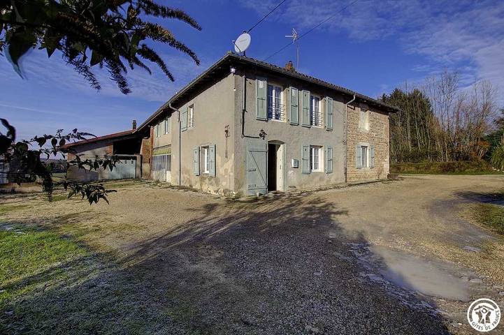 Gîte pour 8 personnes, avec jardin et terrasse