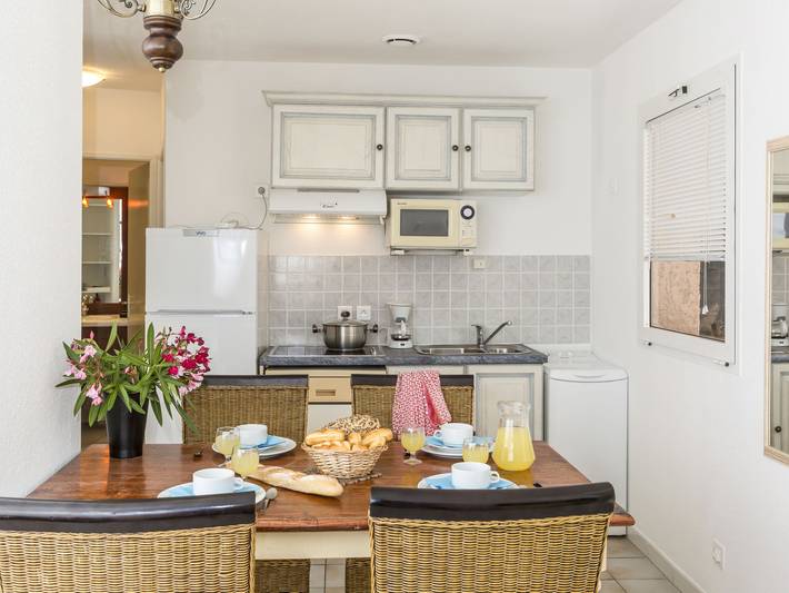 Location de vacances pour 4 personnes, avec jardin et terrasse à Sari-Solenzara - 4