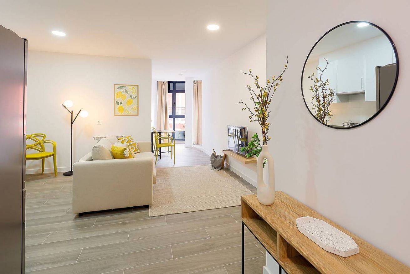 Geheel appartement, Chic Apartment with Wi-Fi & Washer/Dryer in Oviedo, Cantabrisch Gebergte