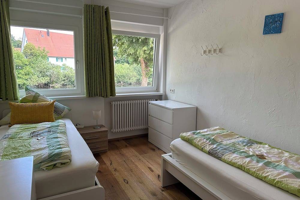Ganze Wohnung, Große Ferienwohnung an der Donau – Alb, Oberschwaben & Bodensee ! in Scheer, Region Bodensee-Oberschwaben