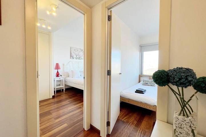 Entire apartment, Forum Playa and Pool Barcelona in Port Forum, Sant Adrià de Besòs