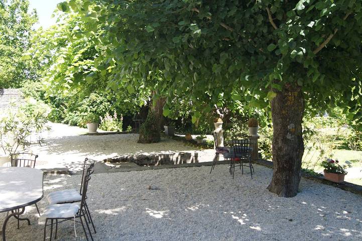 Location de vacances pour 2 personnes, avec piscine et jardin dans Marennes-Hiers-Brouage - 3