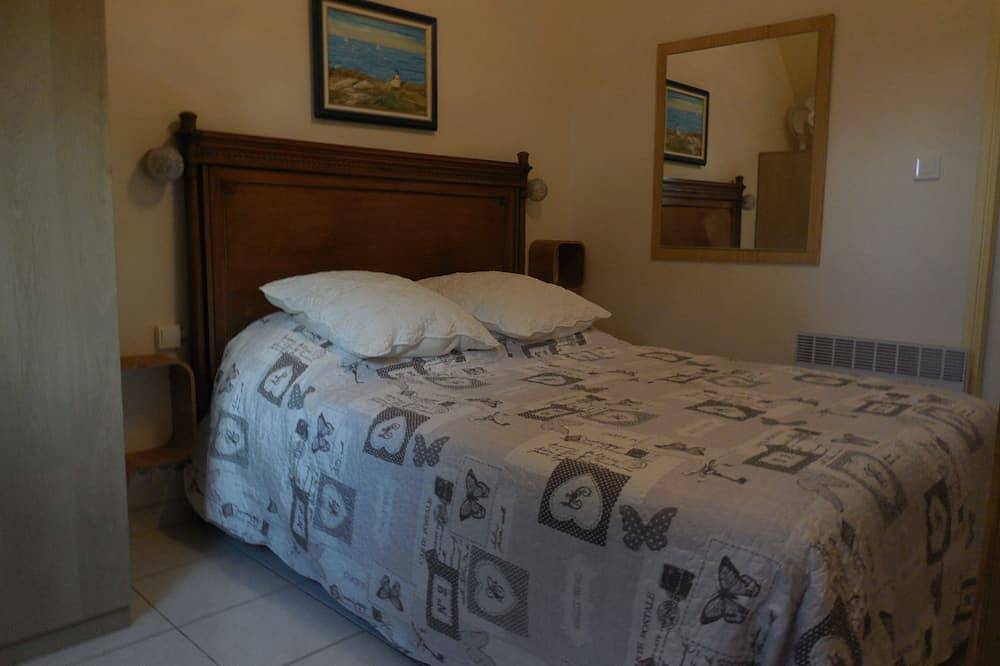 Das Hotel liegt 800 Meter vom Strand entfernt zwischen Ozean und Golf. ruhig in Arzon, Côte des Mégalithes