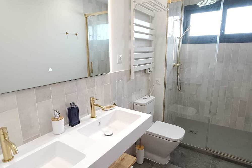 Ganze Wohnung, !400 Meters From the Beach! Modern Loft in Gava Mar - Calm Living Close to Bcn in Gavà, Baix Llobregat