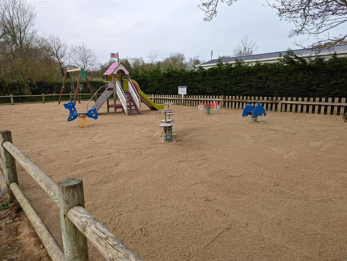 Location de vacances pour 4 personnes, avec jardin, animaux acceptés à Plomeur - 2