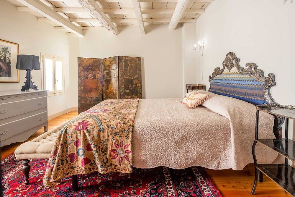 Apartamento entero, Luxury Apartment in Asolo Historical Centre in Asolo, Provincia de Treviso