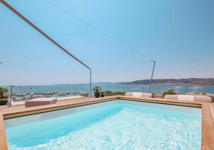 Gîte pour 6 personnes, avec piscine et terrasse dans Port Gallice