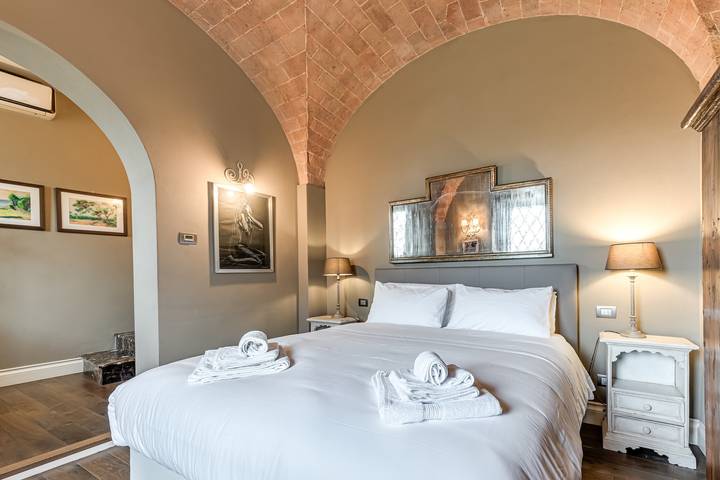 Geheel appartement, Kamer 'Pretty Suite Firenze' met privétuin, draadloos internet en airconditioning in Fiesole, Provincie Florence