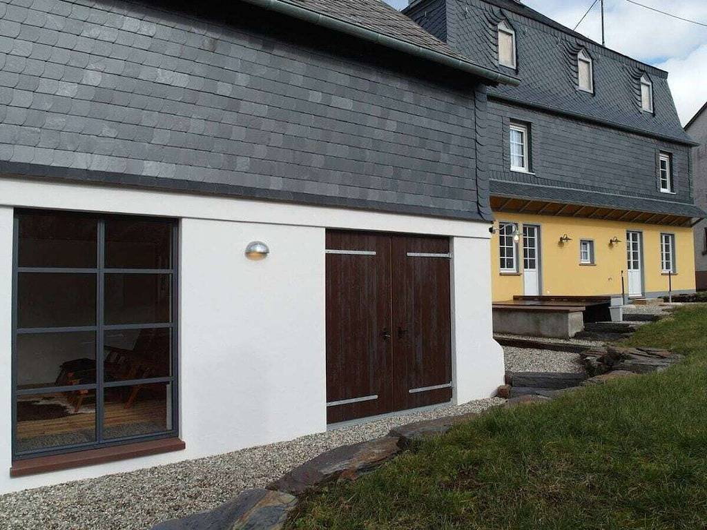Das gelbe Ferienhaus in Irmenach, Bernkastel-Kues & Umgebung
