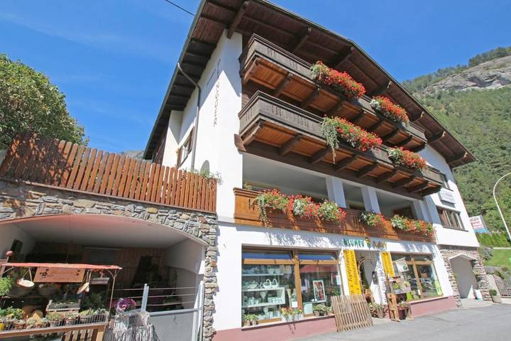 Gästehaus für 2 Personen, mit Terrasse und Ausblick - 1