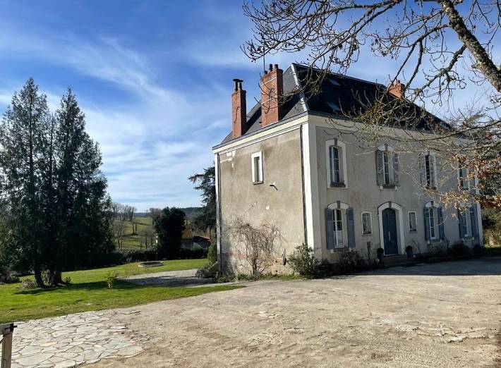 Chambre d’hôte pour 2 personnes, avec vue et jardin à Alleyrat - 4