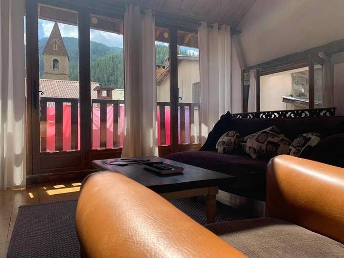 Gîte pour 6 personnes, avec vue et piscine à Colmars - 4