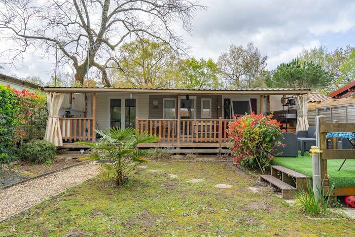 Mobil home pour 4 personnes à Saint-Sornin