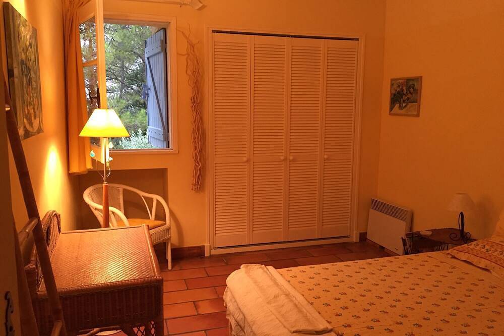 Spacious Family Villa with Pool and Large Garden - Provence in Trets, Côte méditerranéenne (France)