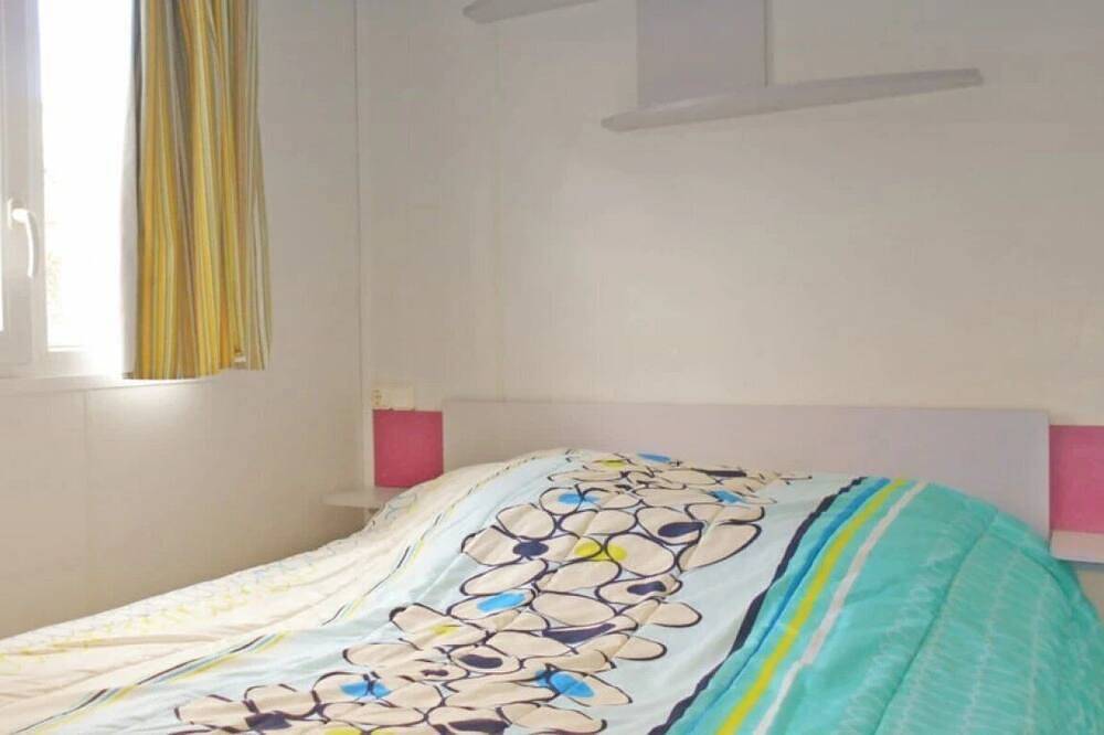 Zecamping 3 étoiles - animaux acceptés mobil-home Tv 17m2 in Moustiers-Sainte-Marie, Verdon Regional Natural Park