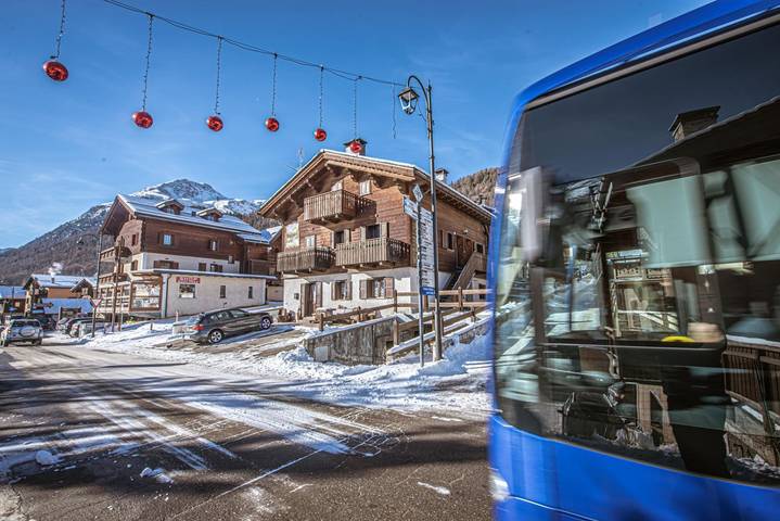 Apartamento entero, Apartamento de vacaciones para 3 personas con balcón/terraza in Livigno (Town), Livigno