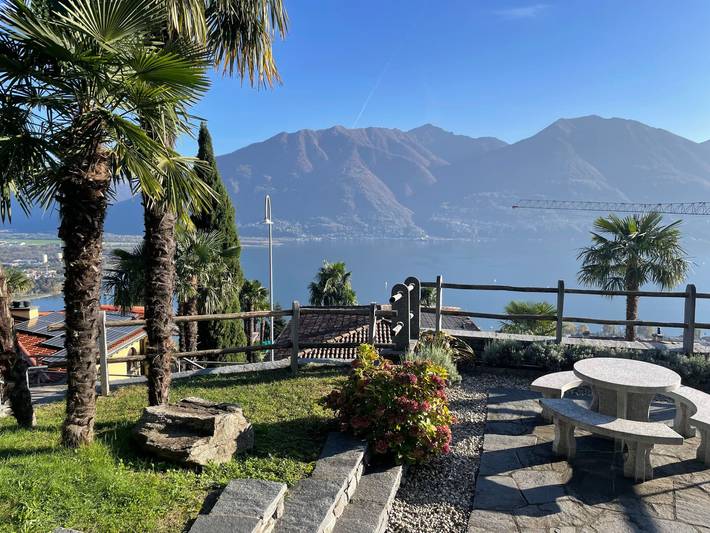 Ferienhaus für 4 Personen, mit Garten in Brione sopra Minusio