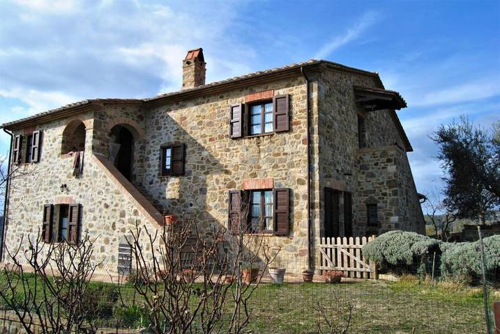 Casa vacanza per 6 persone, con Idromassaggio e Terrazza nonché Giardino e Panorama a Seggiano