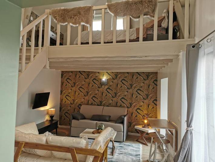 Gîte pour 4 personnes, avec terrasse à Saint-Prest