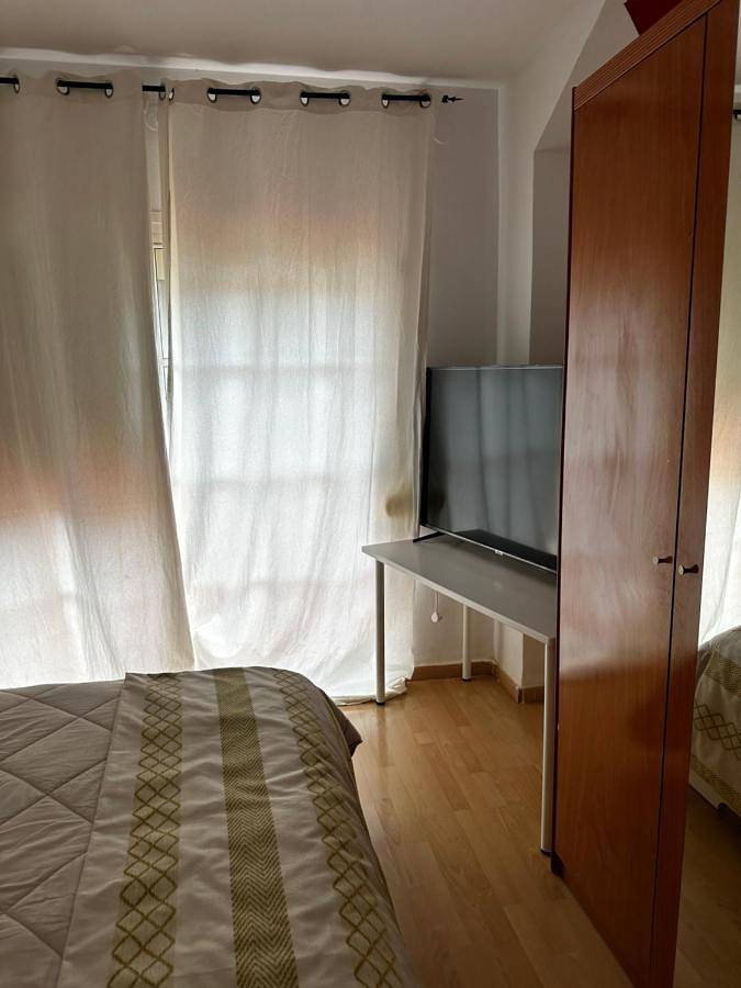 Chalet pour 5 personnes, avec jardin ainsi que terrasse et piscine, animaux acceptés à Malaga - 4