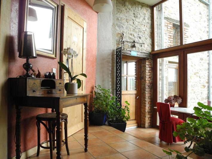 Location de vacances pour 2 personnes, avec piscine ainsi que jardin et bassin pour enfant, adapté aux familles dans Saint-Étienne - 2