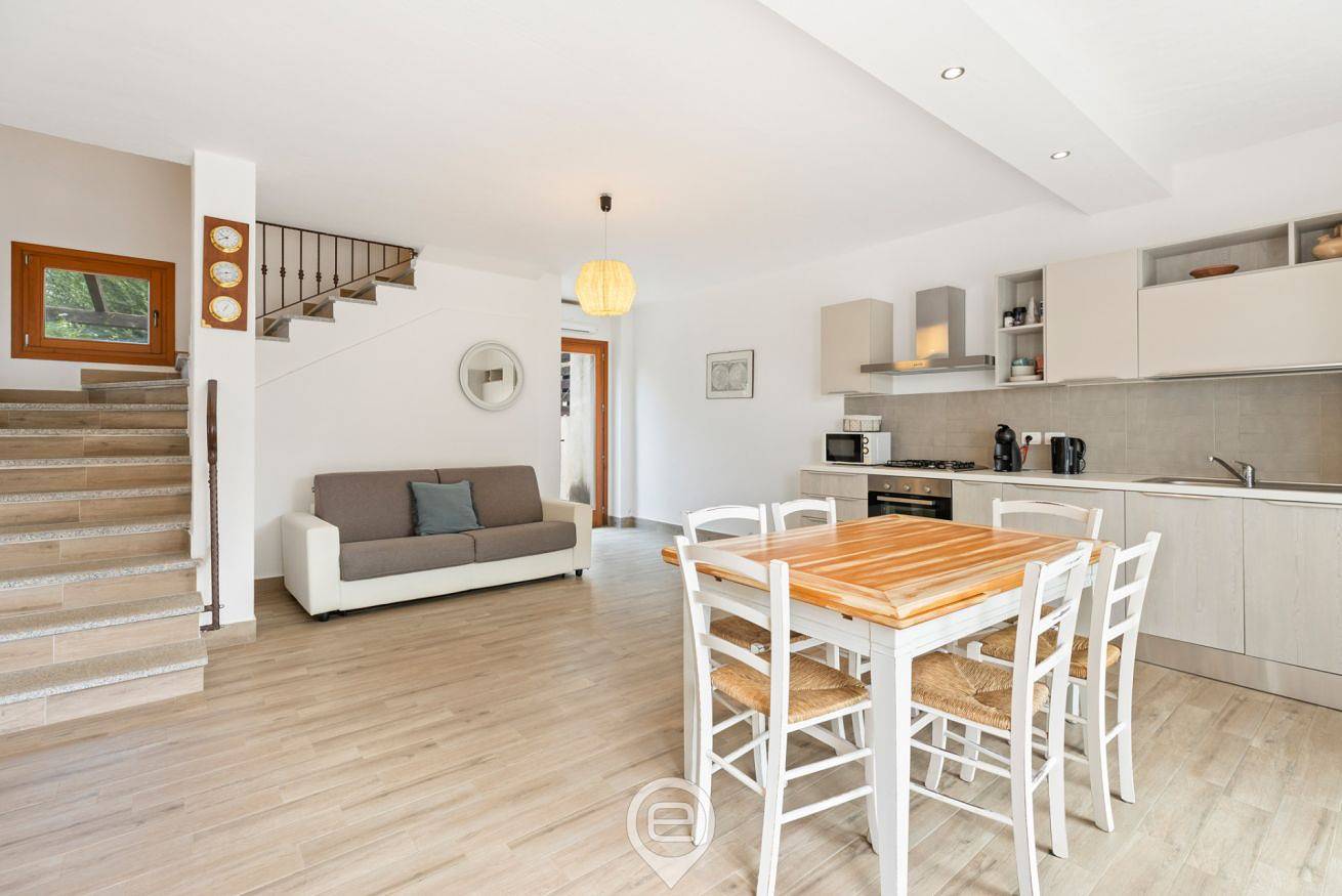 Mediterranean Garden House in Chia, Domus De Maria