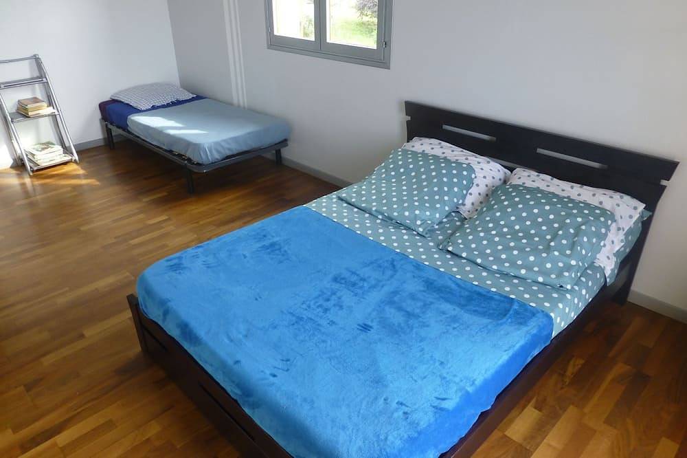 F3 di 80m², piscina con vista mare e monti Arrivo possibile settimana in Calcatoggio, Ajaccio e dintorni