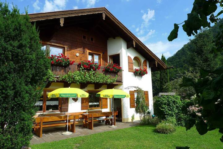Ferienwohnung für 2 Personen, mit Terrasse und Garten