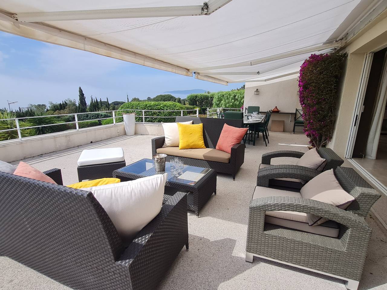 Villa mit 5 Zimmern, Pool und Meerblick in Grimaud in Grimaud, Draguignan Region