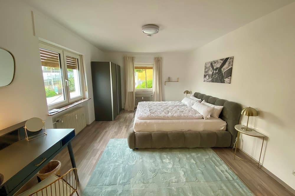 Ganze Wohnung, Elegant eingerichtetes Ferienappartement auf dem Schlossberg von Montabaur in Montabaur, Lahn-Taunus