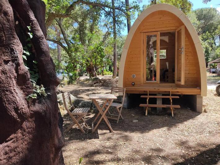 Camping für 3 Personen, mit Ausblick und Garten sowie Terrasse und Pool in Porto-Vecchio - 2