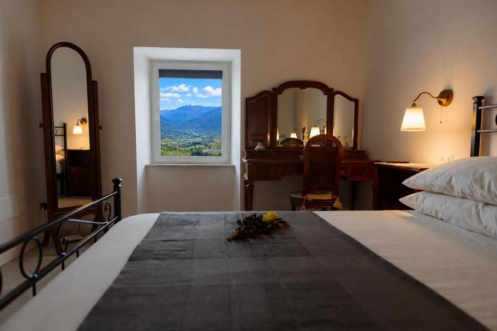 Location de vacances pour 3 personnes, avec terrasse ainsi que vue et vue sur le lac à Castro dei Volsci - 4