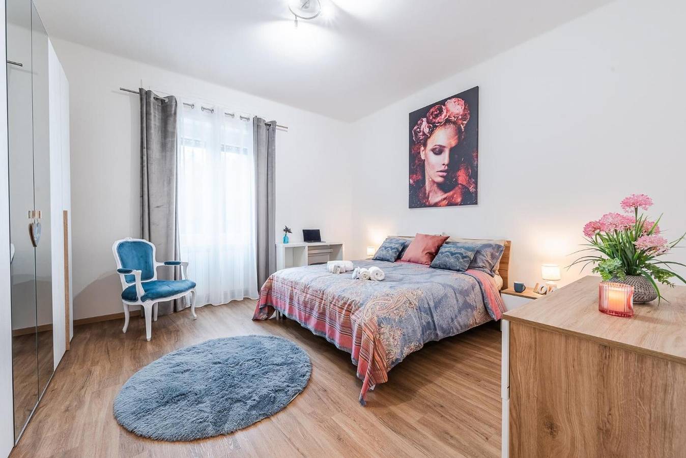 Apartamento entero, Apartamento 'Essenza Moderna' con balcón, Wi-Fi y aire acondicionado in Brescia, Montañas Garda