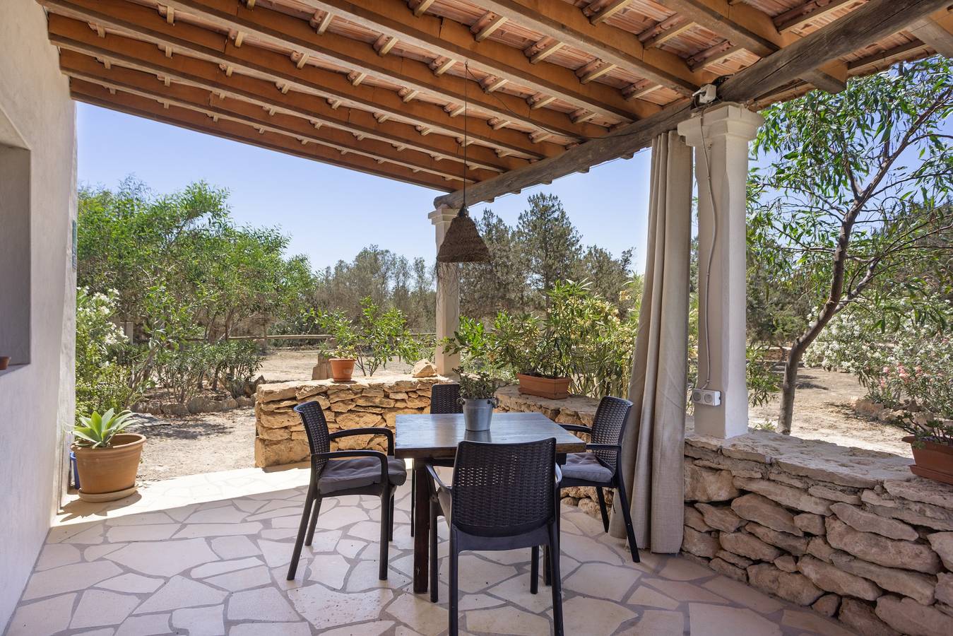 Landhaus 'Can Mussenya 2' mit privater Terrasse, Wi-Fi und Klimaanlage in Formentera, Balearen