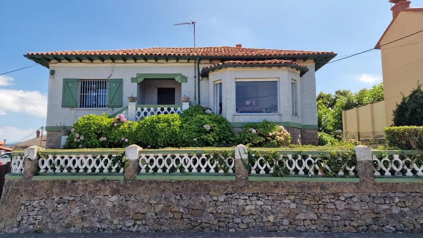 Casa de vacaciones para 11 personas, con vistas y jardín - 1