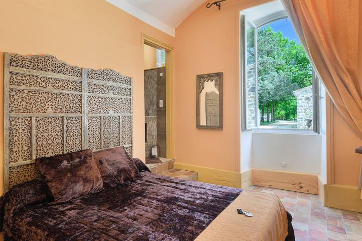 Chambre la ronce 'Domaine du chemin Royale' avec terrasse partagée, jardin partagé et Wi-Fi in Saint-Germain, Ardèche