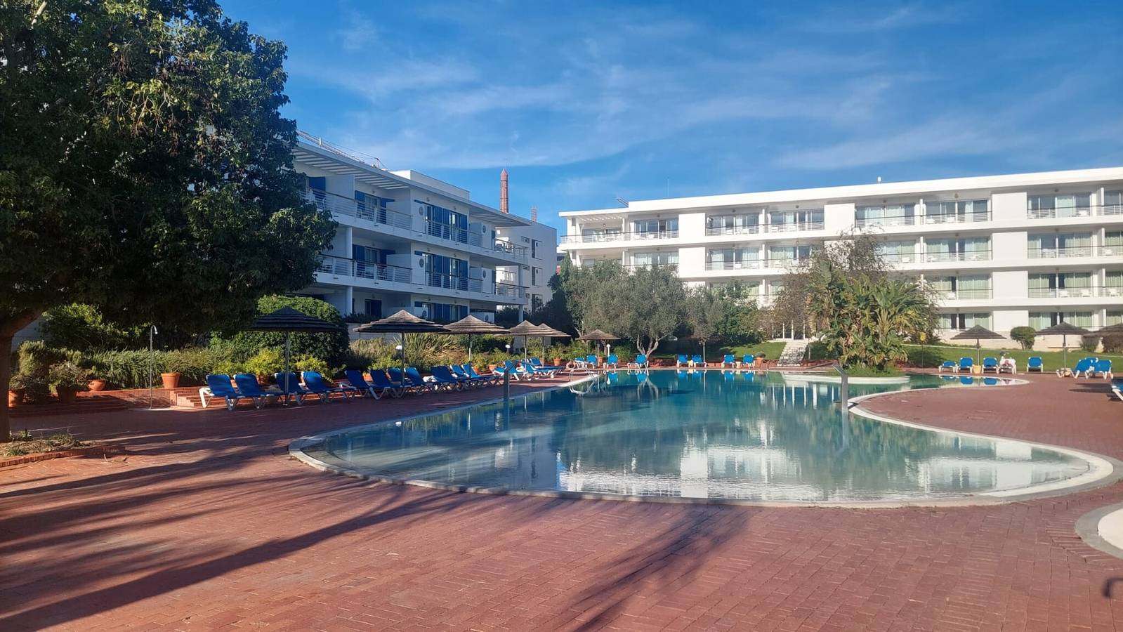Entire apartment, Blue Marine by Lagos Apartment at Lagos Marina in São Sebastião, Lagos
