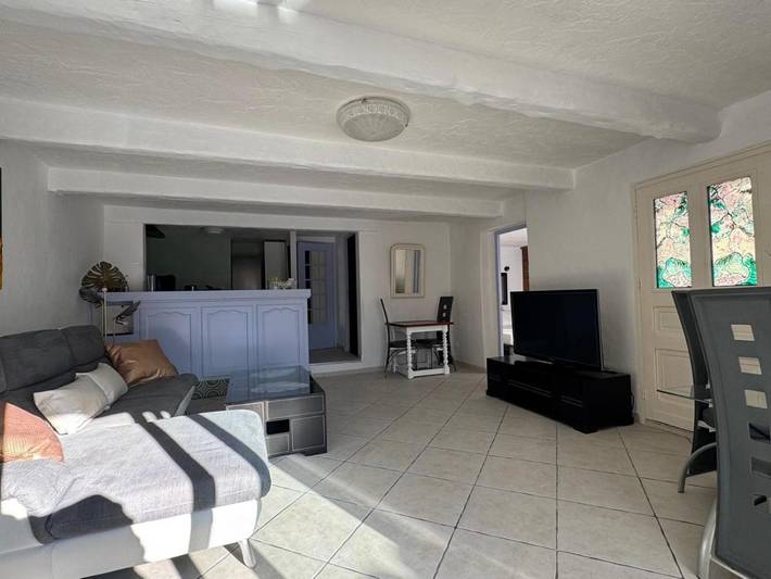 Gîte pour 4 personnes, avec piscine ainsi que jardin et vue à La Trinité - 4