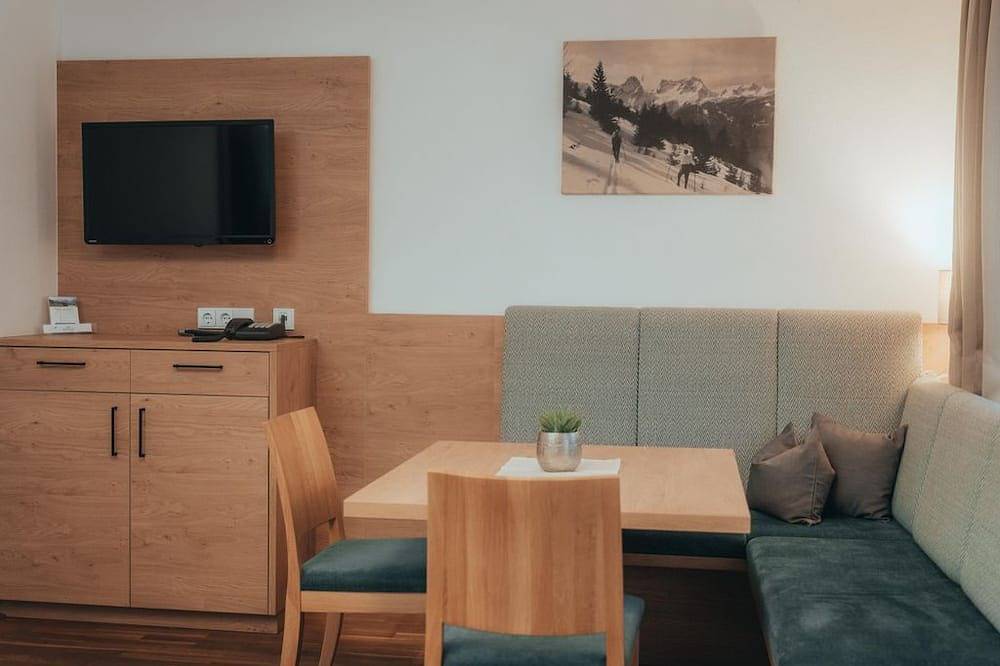 Apartment - Terrasse, Bergblick 45m² - Ohne Verpfl - Landhotel Gressenbauer in Hinterstoder, Steyr-Kirchdorf region