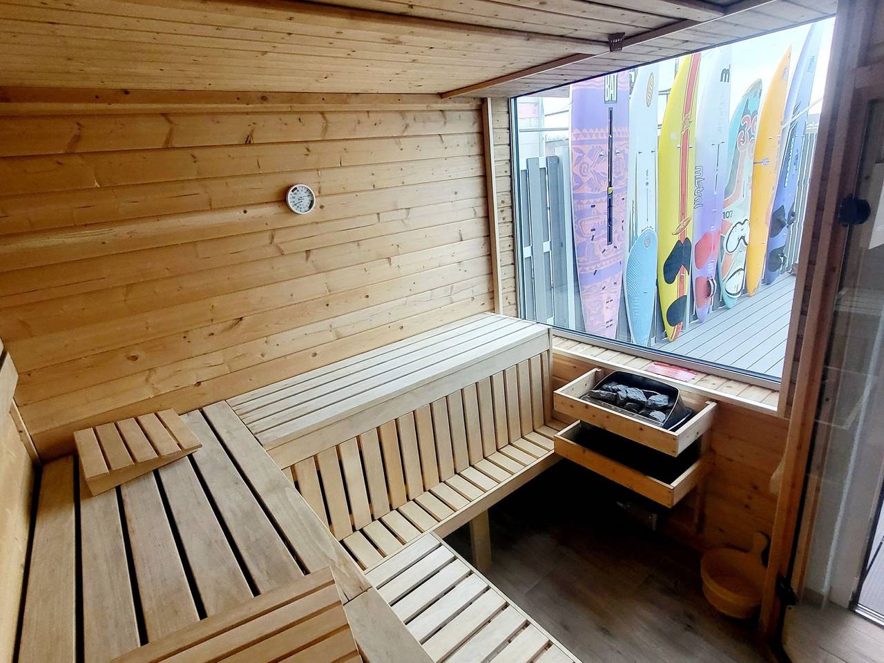 Seehaus Pippa mit Sauna und Whirlpool direkt am See in Mücheln (Geiseltal), Saale-Unstrut