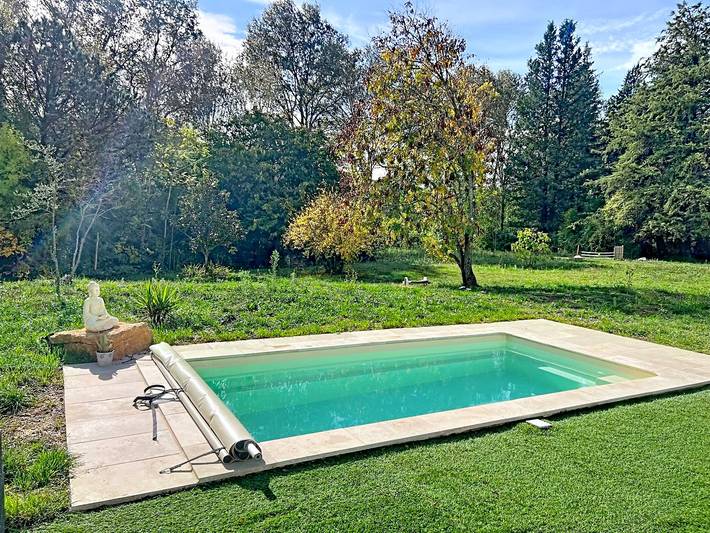 Gîte pour 4 personnes, avec Piscine