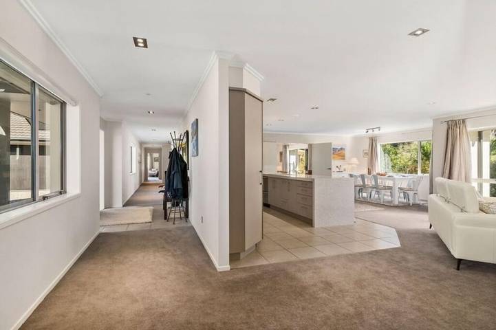 Holiday home for 12 people, with garden in Bay of Plenty