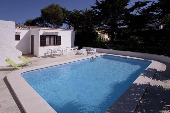 Apartamento vacacional entero, Villa con piscina privada y unas increibles vistas al mar in Port d'Addaia, Es Mercadal