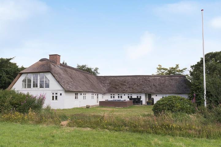 Ferienhaus für 12 Personen, mit Garten und Sauna - 1