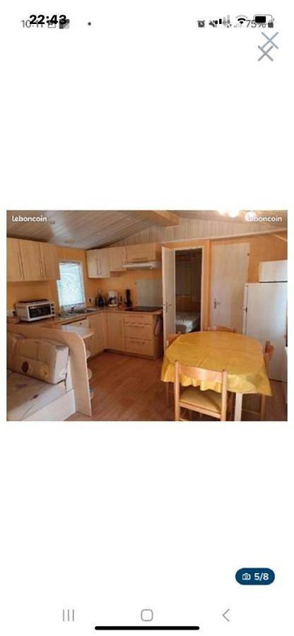 Camping pour 8 personnes, avec Jacuzzi et Terrasse ainsi que Jardin et Piscine