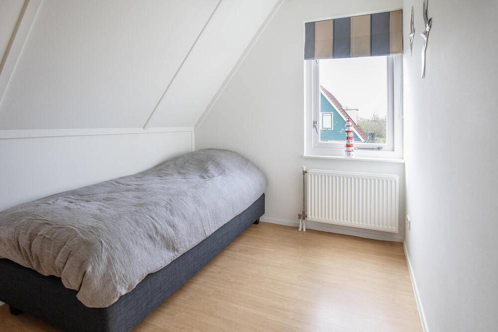 Schönes klimatisiertes Ferienhaus in Zeeland in Zonnemaire, Zeeuwse Kust