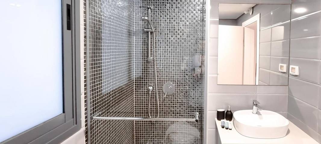 Ganze Wohnung, Ben Yehuda Nuage in Tel Aviv-Yafo in Tel Aviv, Bezirk Tel Aviv