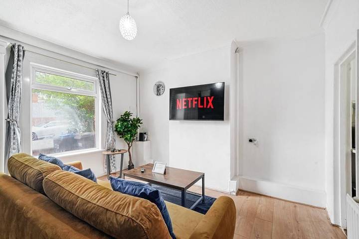 Location de vacances pour 5 personnes, avec jardin dans Borough londonien de Croydon